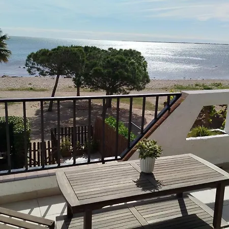Baconer - Casa En Con Jardin Privado Y Acceso Directo Al Mar - Deltavacaciones *