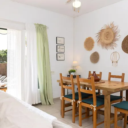 Baconer - Casa En Con Jardín Privado Y Acceso Directo Al Mar - Deltavacaciones Сasa de vacaciones L'Ampolla